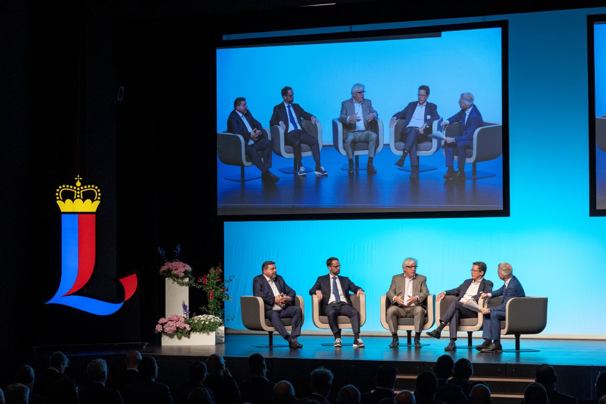 Finance Forum 2025