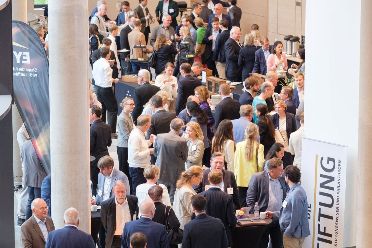 FAZ Stiftung Unternehmen 1055 2656 web