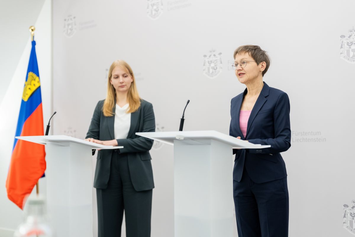 27f84274 2b2f 448c 9d3f 5eab7688ad65 poolfotografie brigitte haas medienorientierung iwf bericht yz 11